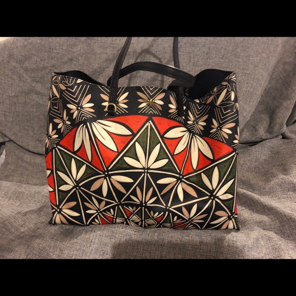 Tory Burch Purse - Picture 1 of 1